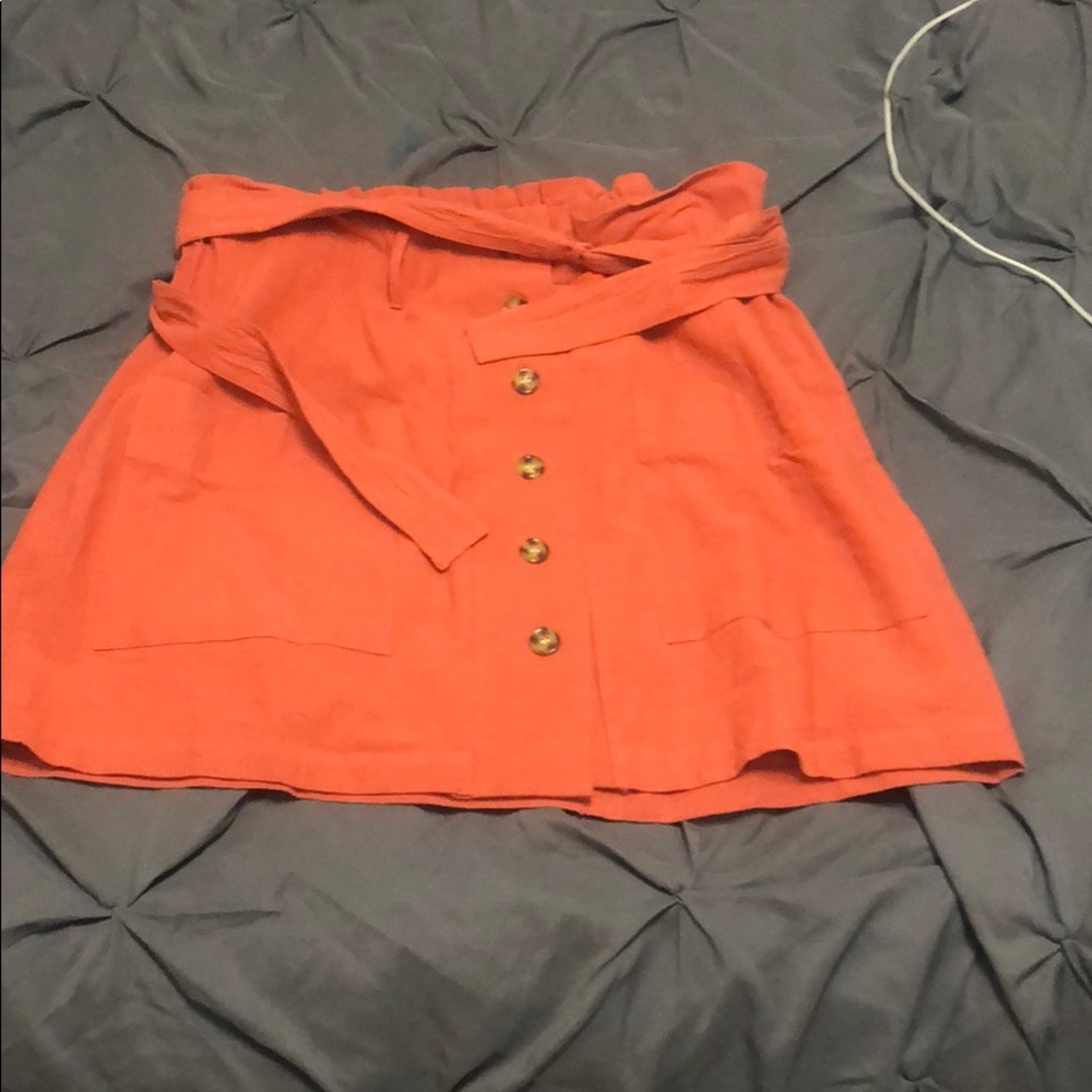 Cute Large burnt orange skirt with belt
